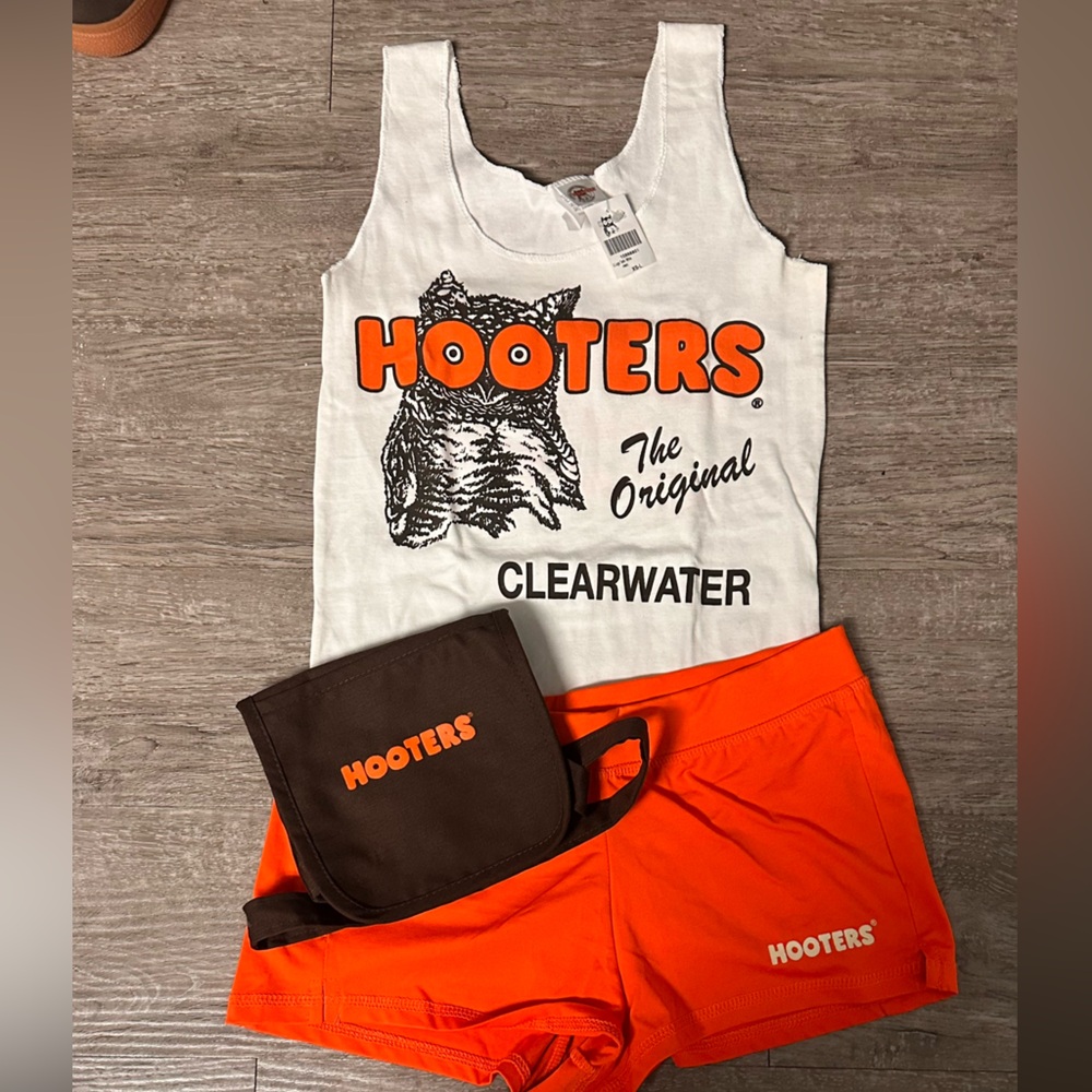 Hooters Halloween costume